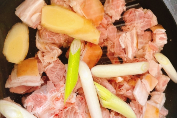 羊肉要焯水吗