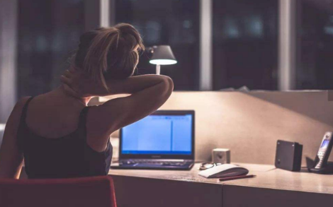 每天少睡一两个小时算熬夜吗2