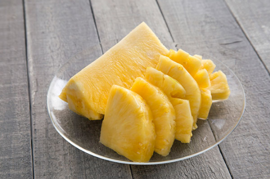 菠萝用盐水泡10分钟还是30分钟好吃1