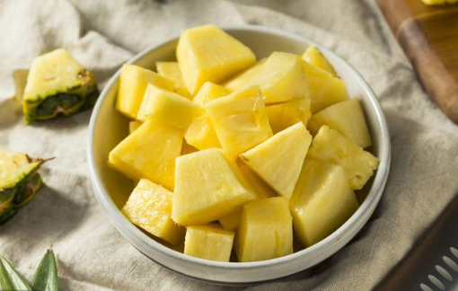 菠萝泡盐水后需要用清水洗吗1