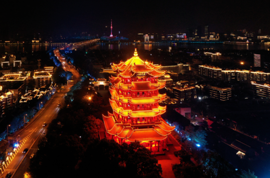 黄鹤楼周一晚上亮灯吗2