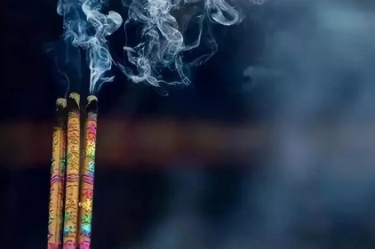 上香二长一短代表什么1