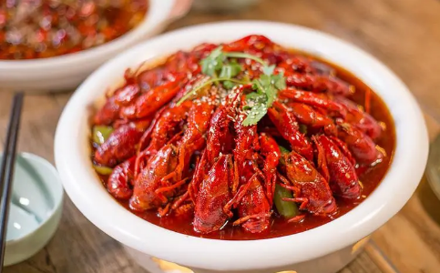 小龙虾活着可以直接下锅吗2