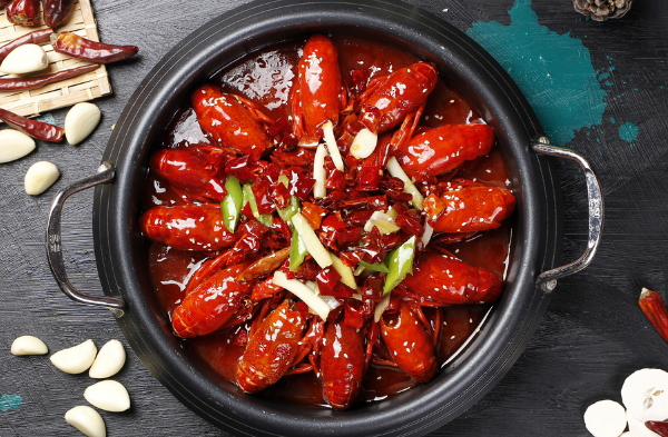 小龙虾加啤酒煮熟后有酒精吗3