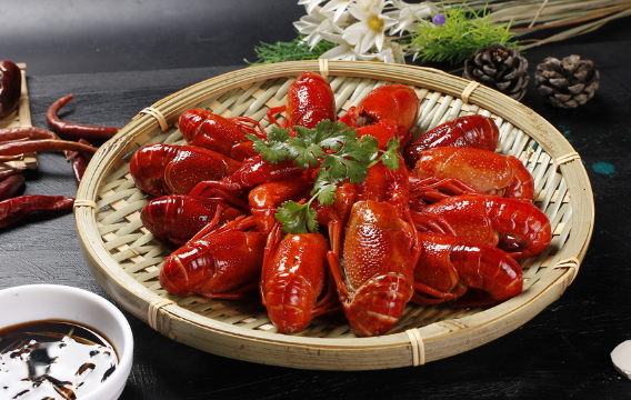 小龙虾除了虾尾身上还可以吃吗1