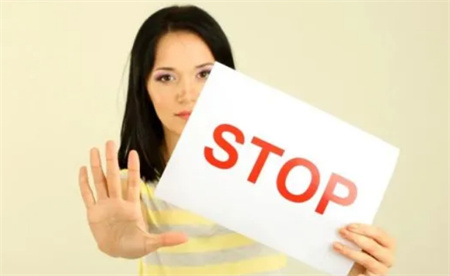 ​从零开始的反性骚扰运动 性骚扰是怎么被界定的？