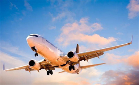 ​五一假期民航运输旅客941.2万人次日均增超5倍 这个数据表明了航空哪些积极点？