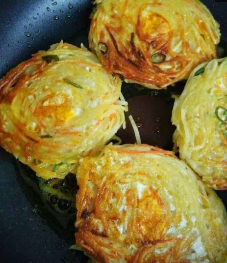 土豆丝这样做，我一人能吃三个，再也不用买早饭了！