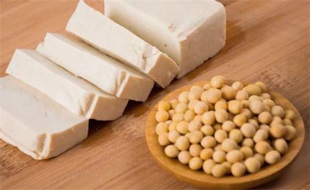 ​北豆腐和南豆腐的主要区别在于“点”豆腐的什么