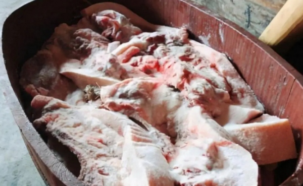 怎样的腊猪肉才好吃，腌制腊肉怎么保存最好