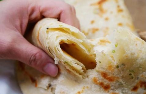 家常饼的做法家 常饼怎样烙才松软有层