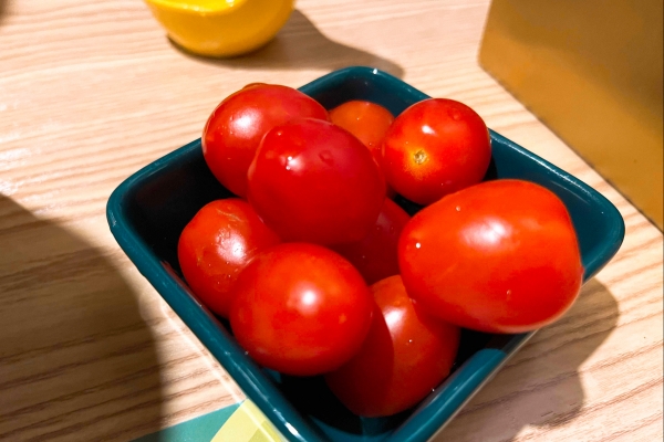 圣女果的功效与作用、禁忌和食用方法