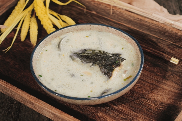 鱼头汤的功效与作用、禁忌和食用方法