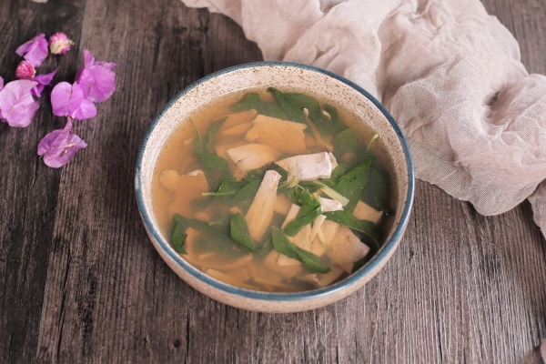 枸杞叶的功效与作用、禁忌和食用方法