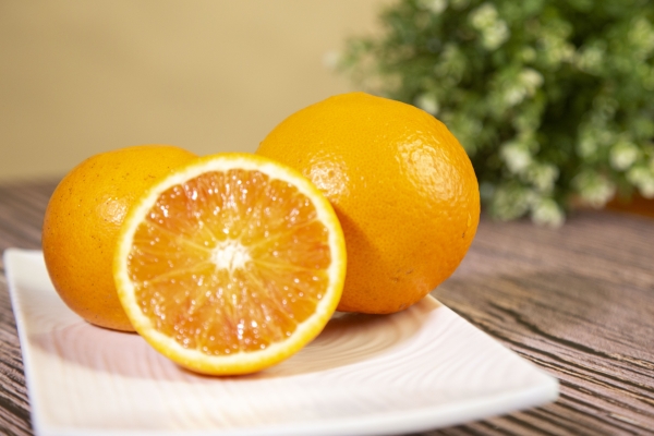 甜橙的功效与作用、禁忌和食用方法