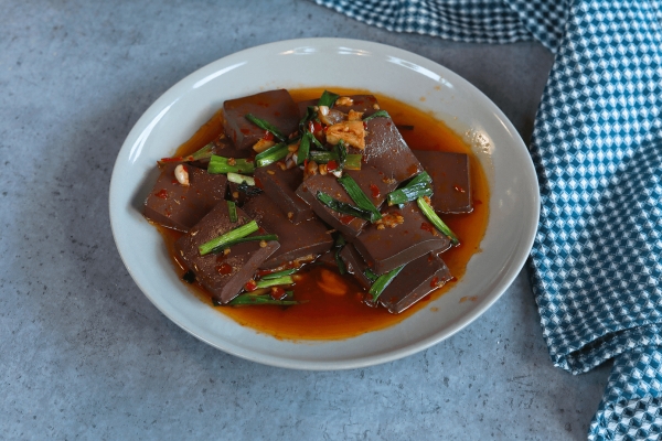 鸭血的功效与作用、禁忌和食用方法