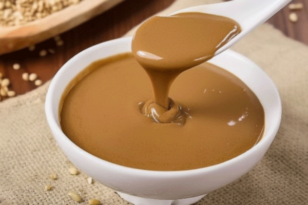 芝麻酱的功效与作用、禁忌和食用方法