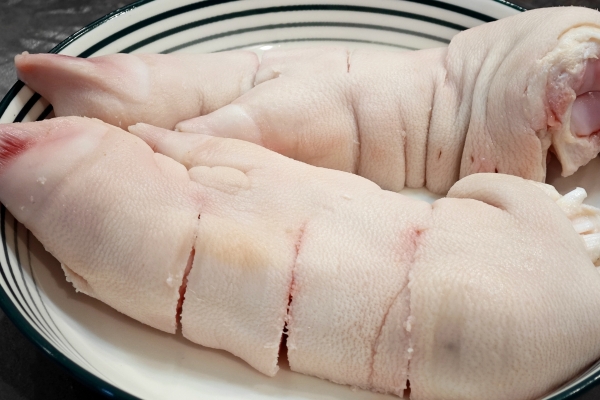 猪肉的功效与作用、禁忌和食用方法