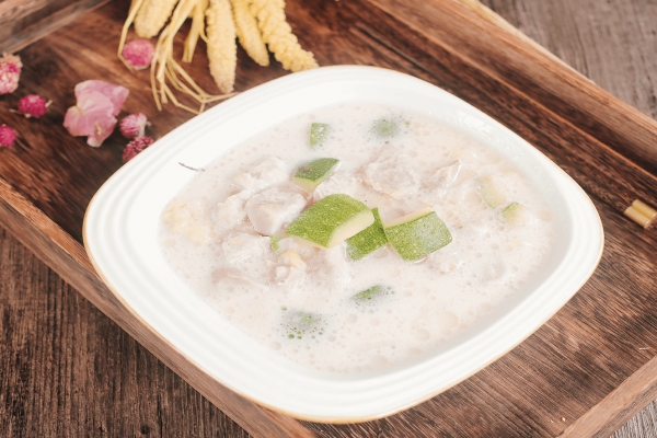 椰汁的功效与作用、禁忌和食用方法