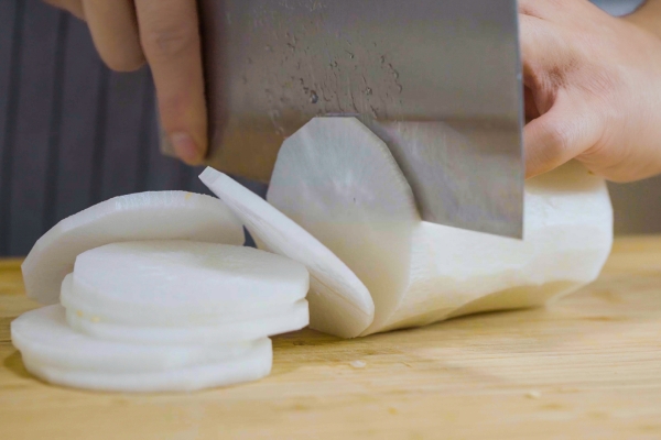 青萝卜的功效与作用、禁忌和食用方法