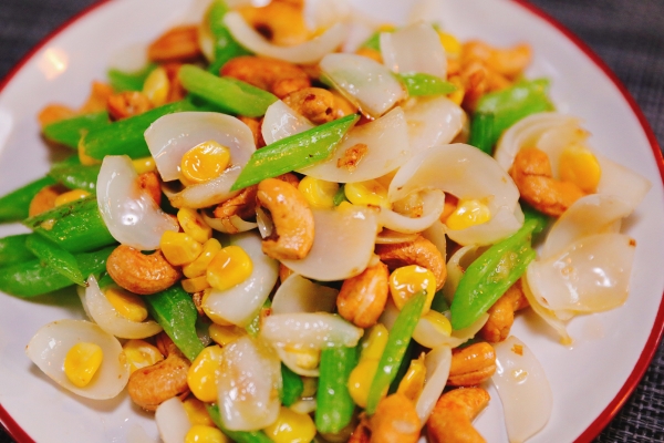 西芹的功效与作用、禁忌和食用方法