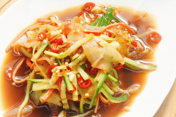 海蜇的功效与作用、禁忌和食用方法