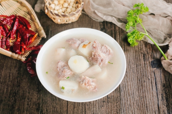 排骨汤的功效与作用、禁忌和食用方法