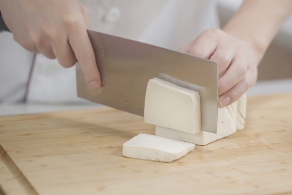 豆腐的功效与作用、禁忌和食用方法