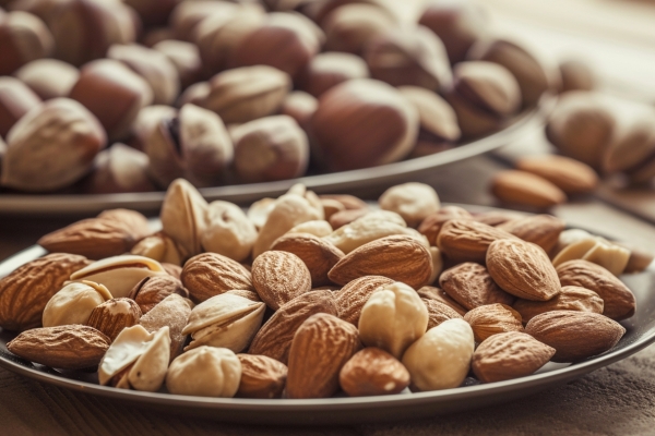 杏仁的功效与作用、禁忌和食用方法