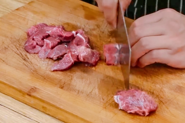 牛腩的功效与作用、禁忌和食用方法