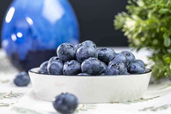 蓝莓的功效与作用、禁忌和食用方法