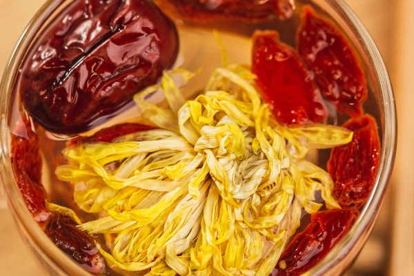 金盏花的功效与作用、禁忌和食用方法