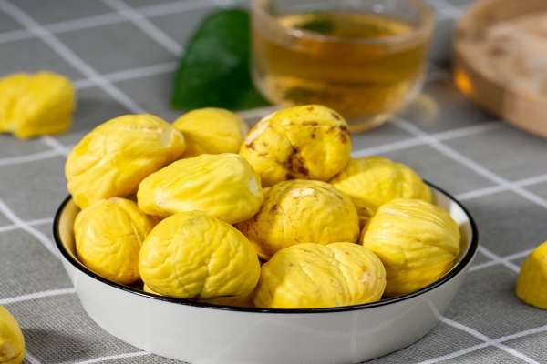 板栗和牛肉可以一起吃吗