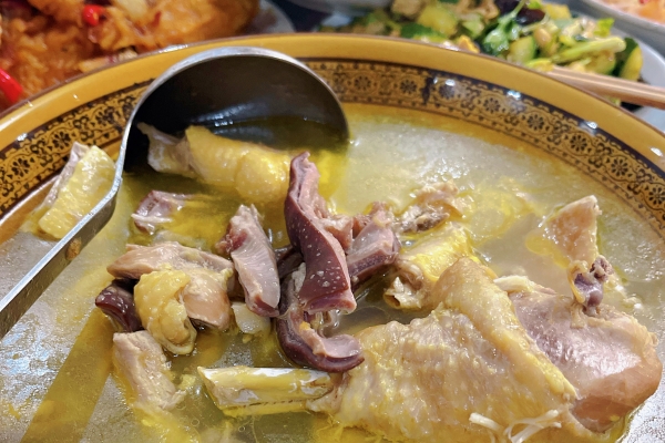 人参炖鸡的做法和功效有哪些