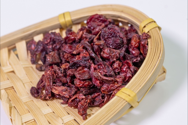 新鲜山茱萸能吃吗